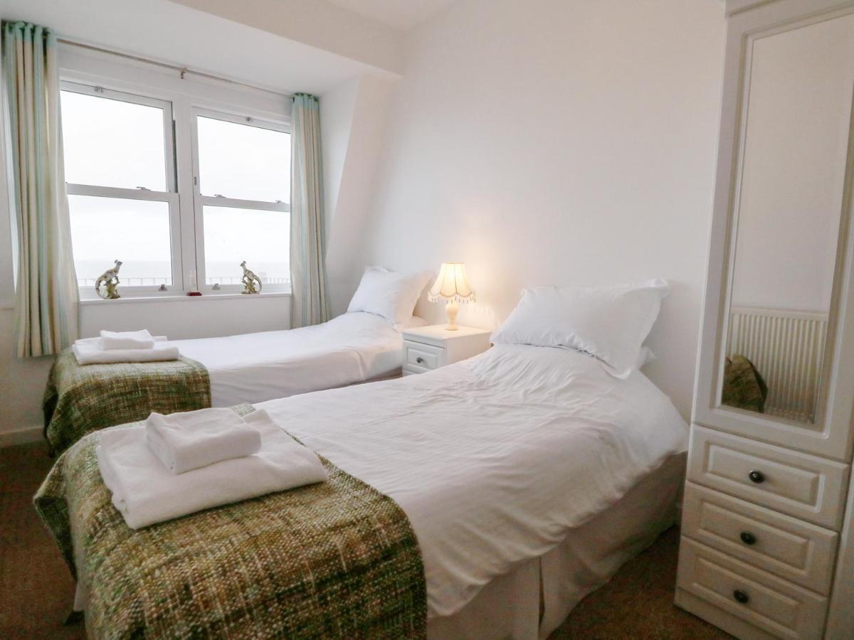 Apartamento 10 Oceanside Ilfracombe Exterior foto